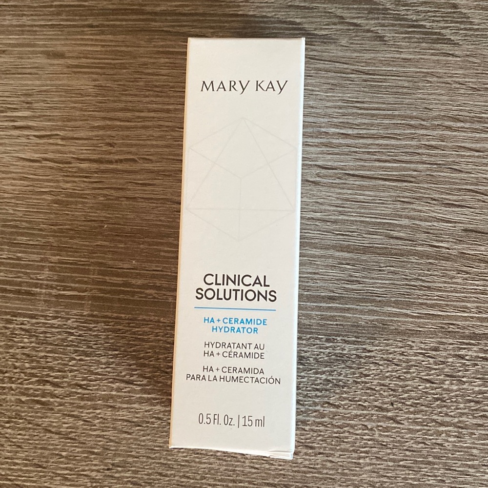 Mary Kay Clinical Solutions HA + Ceramide Hydrator